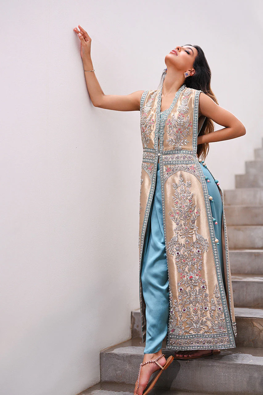 Suri - Image 13